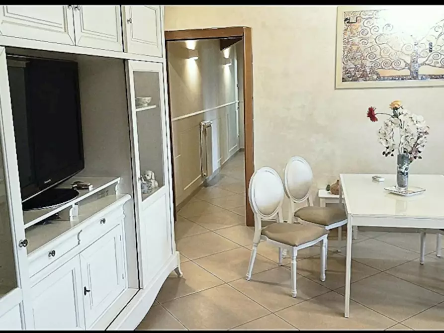 Immagine 2 di Appartamento in affitto  in Via Torino a Pomigliano D'arco