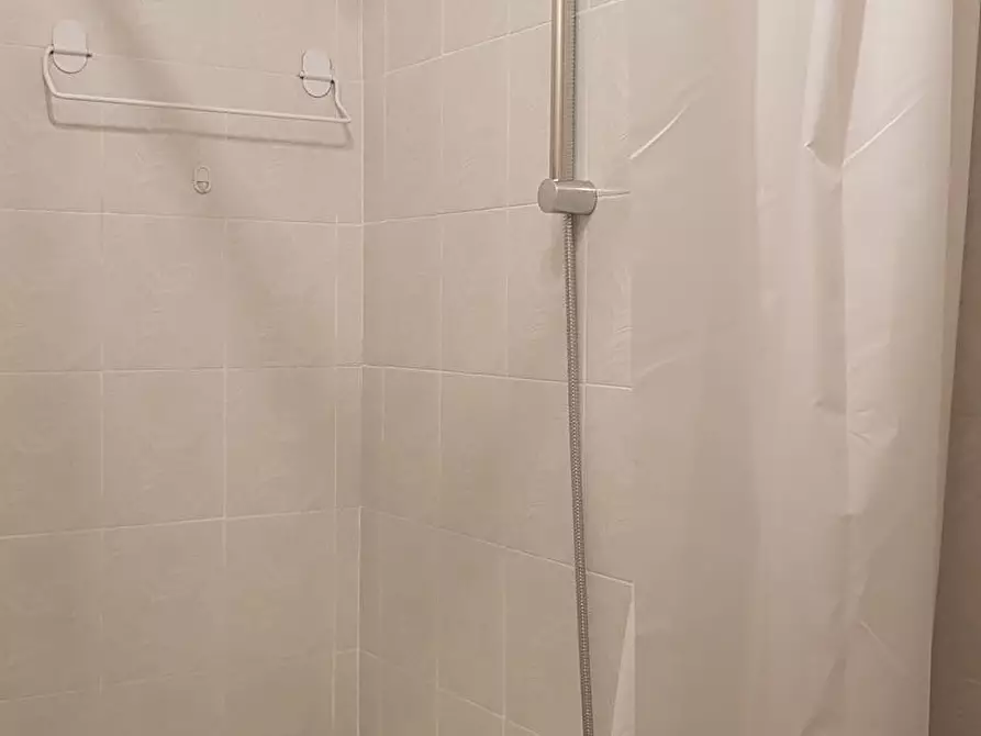 Immagine 8 di Camera in affitto  in Via Fratelli Bronzetti a Milano