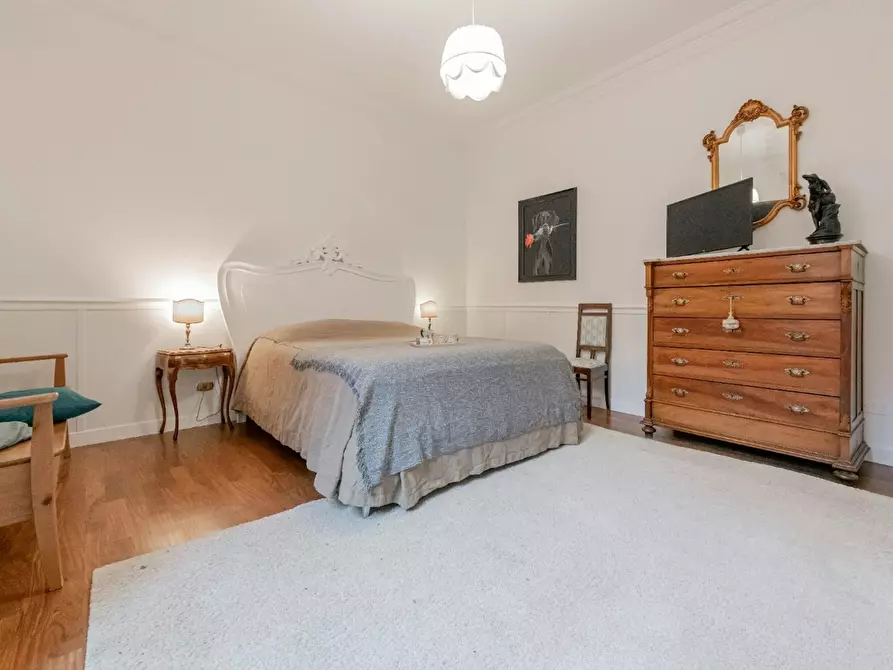 Immagine 10 di Appartamento in affitto  in Via Santo Stefano a Bologna