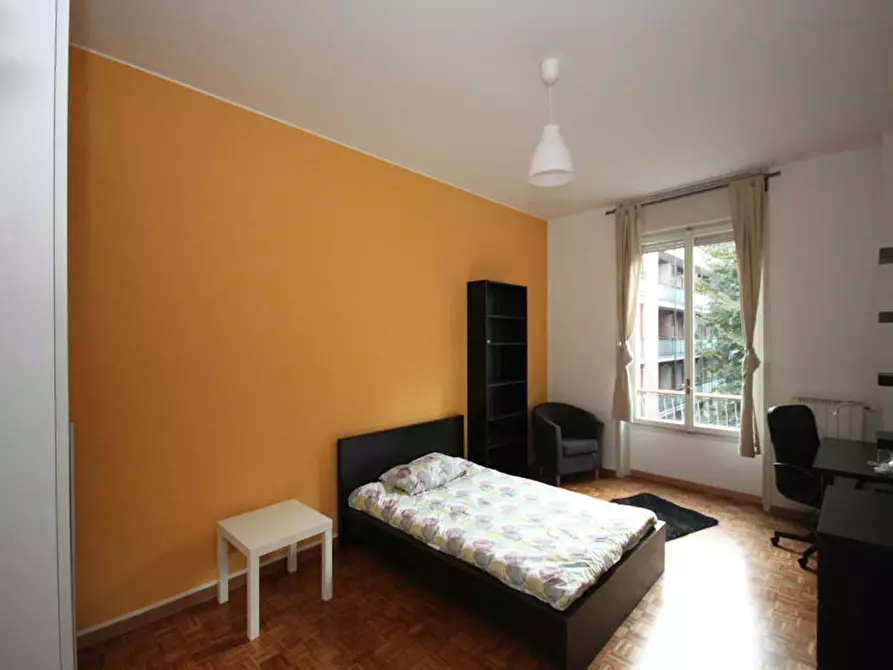 Immagine 2 di Camera in affitto  in Via Montecatini a Milano