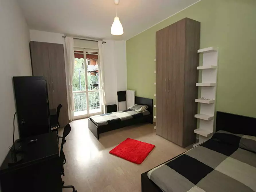 Immagine 1 di Camera in affitto  in Via Montecatini a Milano