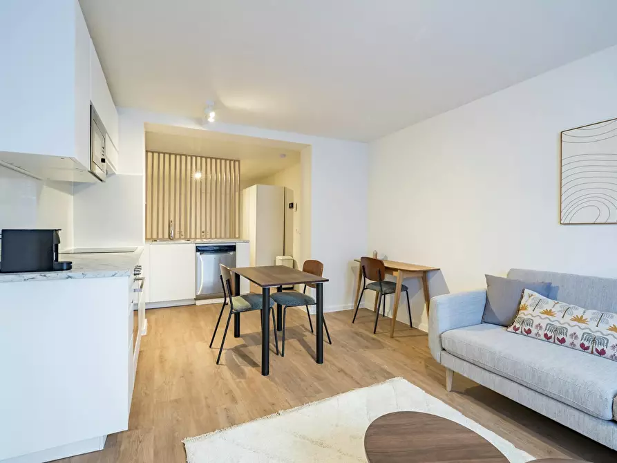 Immagine 10 di Appartamento in affitto  in Rue Baron Lambert a Etterbeek