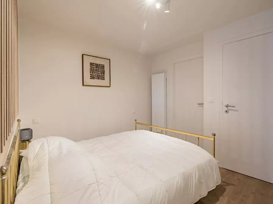 Immagine 2 di Appartamento in affitto  in Rue Baron Lambert a Etterbeek