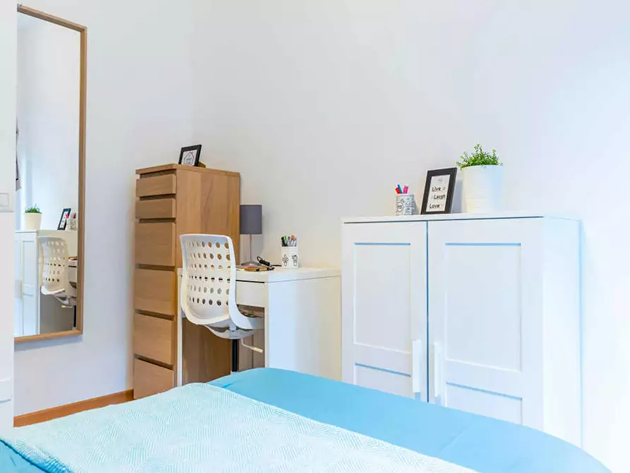 Immagine 8 di Camera in affitto  in Via Fiume delle Perle a Roma