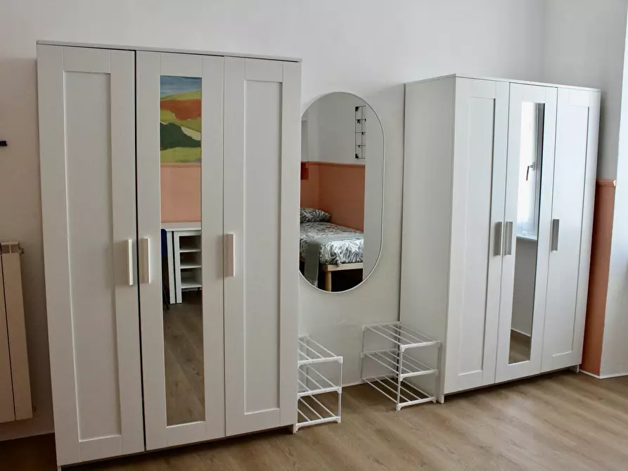 Immagine 2 di Camera condivisa in affitto  in Via Monte Rosa a Torino