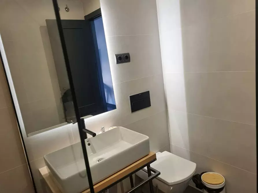 Immagine 9 di Appartamento in affitto  in Calle de Jesús del Gran Poder a Madrid
