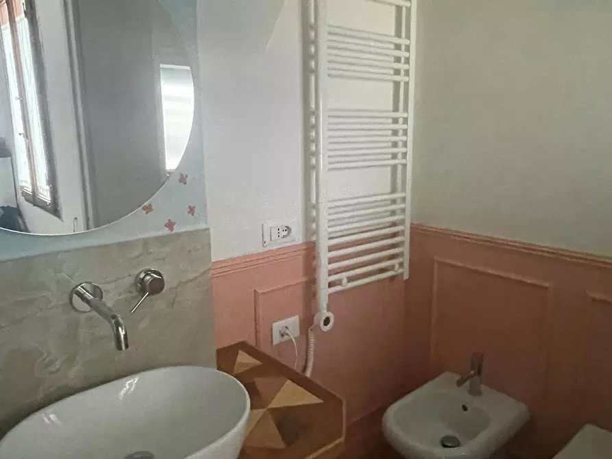 Immagine 2 di Camera in affitto  in Piazza di Cestello a Firenze