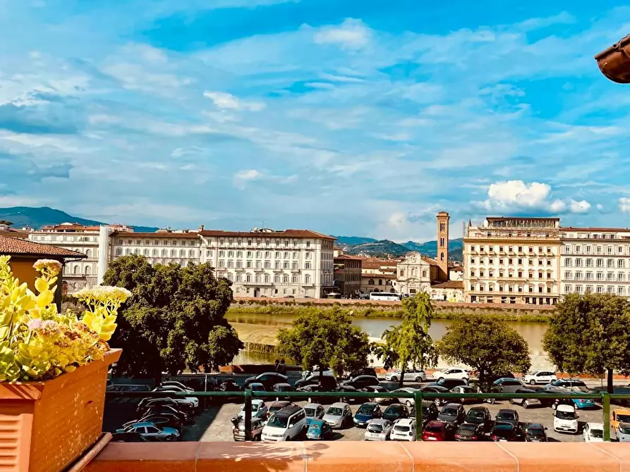 Immagine 1 di Camera in affitto  in Piazza di Cestello a Firenze