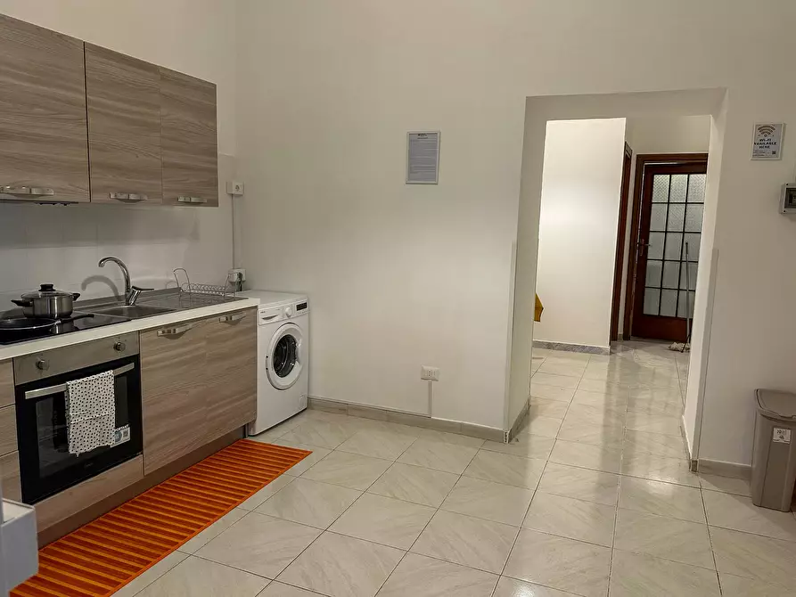 Immagine 6 di Camera in affitto  in Vico Sedil Capuano a Napoli