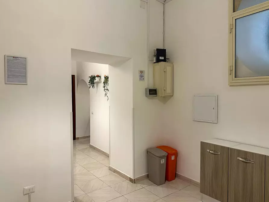 Immagine 7 di Camera in affitto  in Vico Sedil Capuano a Napoli