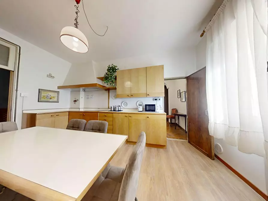 Immagine 9 di Camera in affitto  in Via Ugo Foscolo a Padova