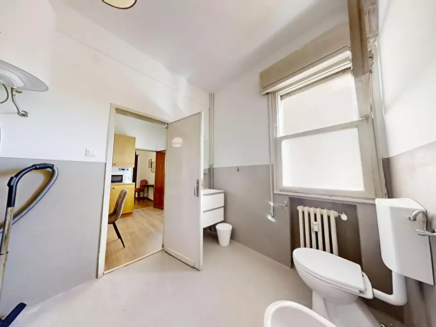 Immagine 7 di Camera in affitto  in Via Ugo Foscolo a Padova