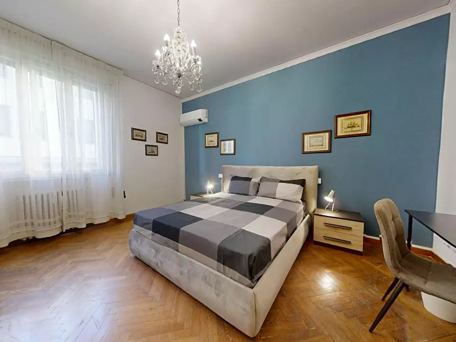 Immagine 1 di Camera in affitto  in Via Ugo Foscolo a Padova