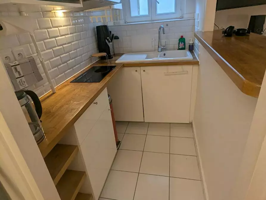 Immagine 5 di Appartamento in affitto  in Rue Choron a Paris