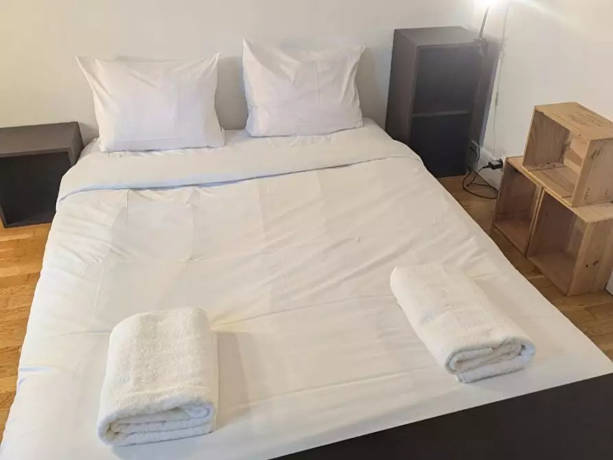 Immagine 3 di Appartamento in affitto  in Rue Choron a Paris