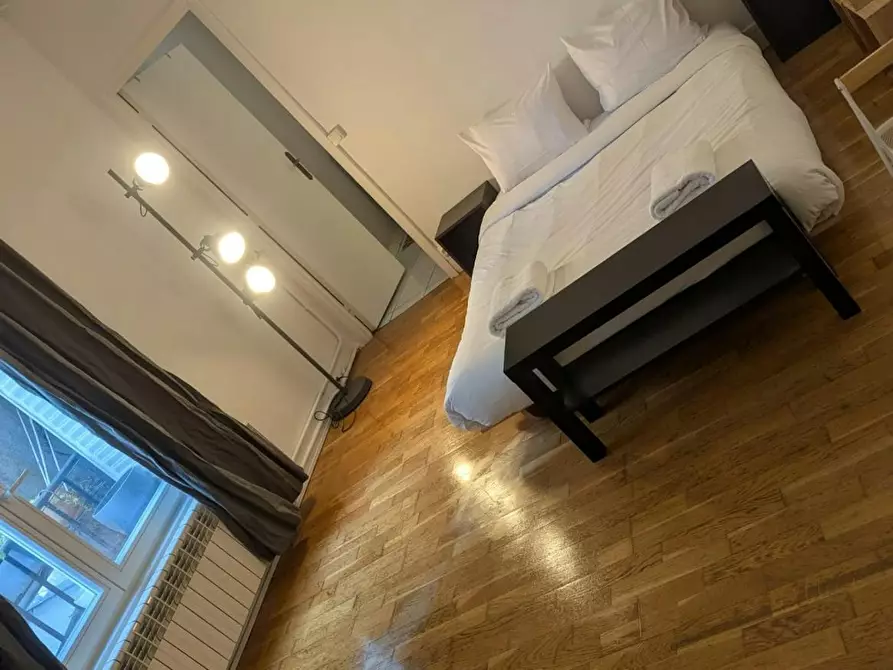Immagine 2 di Appartamento in affitto  in Rue Choron a Paris