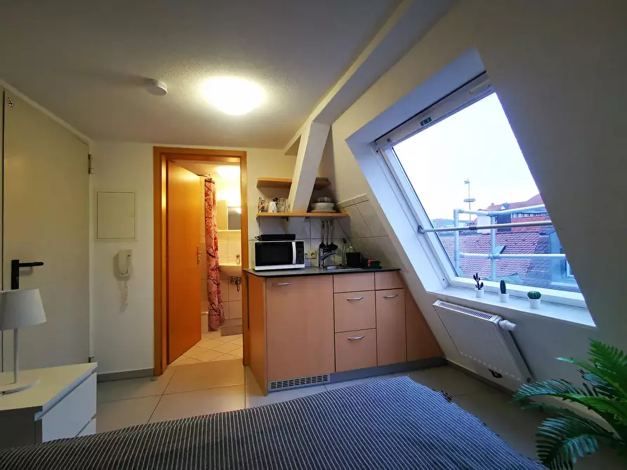 Immagine 2 di Appartamento in affitto  in Leonhardstraße a Stuttgart