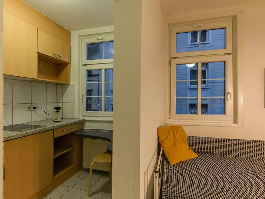 Immagine 5 di Appartamento in affitto  in Leonhardstraße a Stuttgart