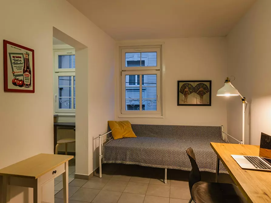 Immagine 1 di Appartamento in affitto  in Leonhardstraße a Stuttgart