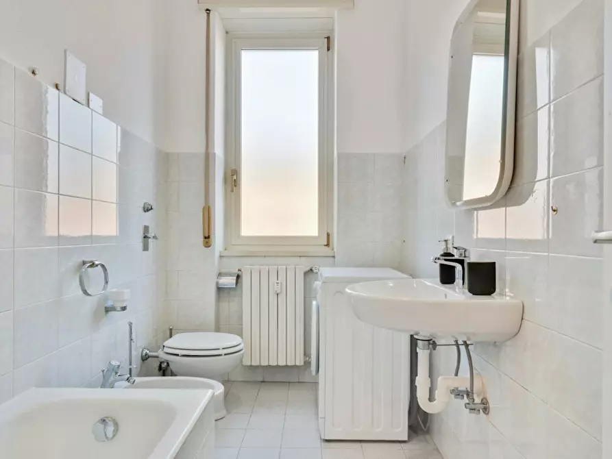 Immagine 5 di Camera in affitto  in Viale Monza a Milano