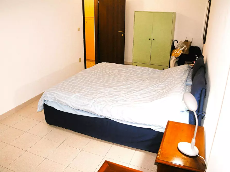 Immagine 6 di Camera in affitto  in Via Giuseppe de Robertis a Roma