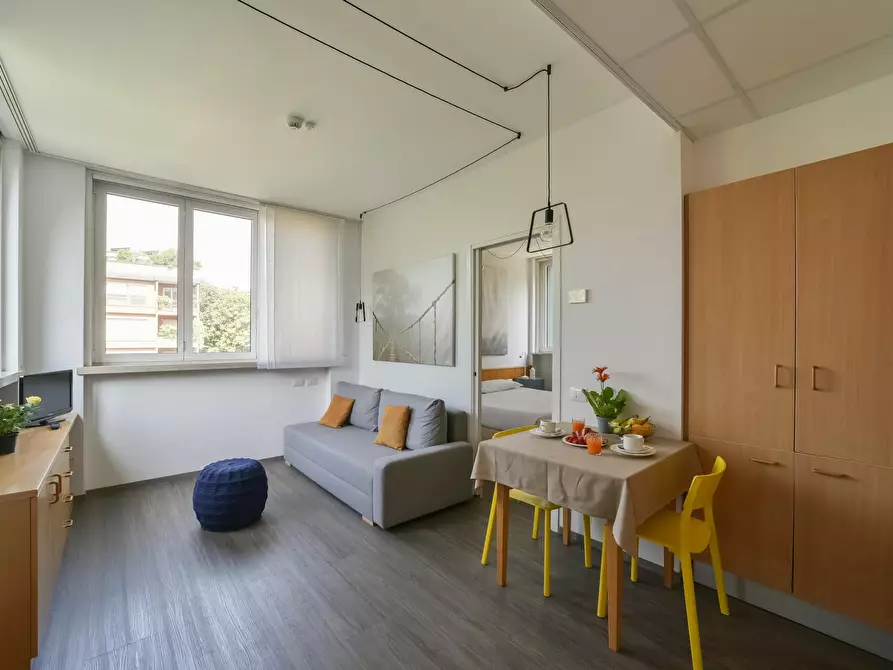Immagine 1 di Appartamento in affitto  in Via Domenichino a Milano