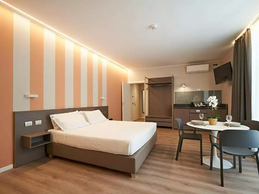 Immagine 1 di Appartamento in affitto  in Piazza Tirana a Milano