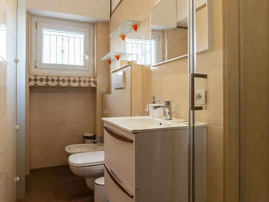 Immagine 8 di Appartamento in affitto  in Via Paul Valery a Milano