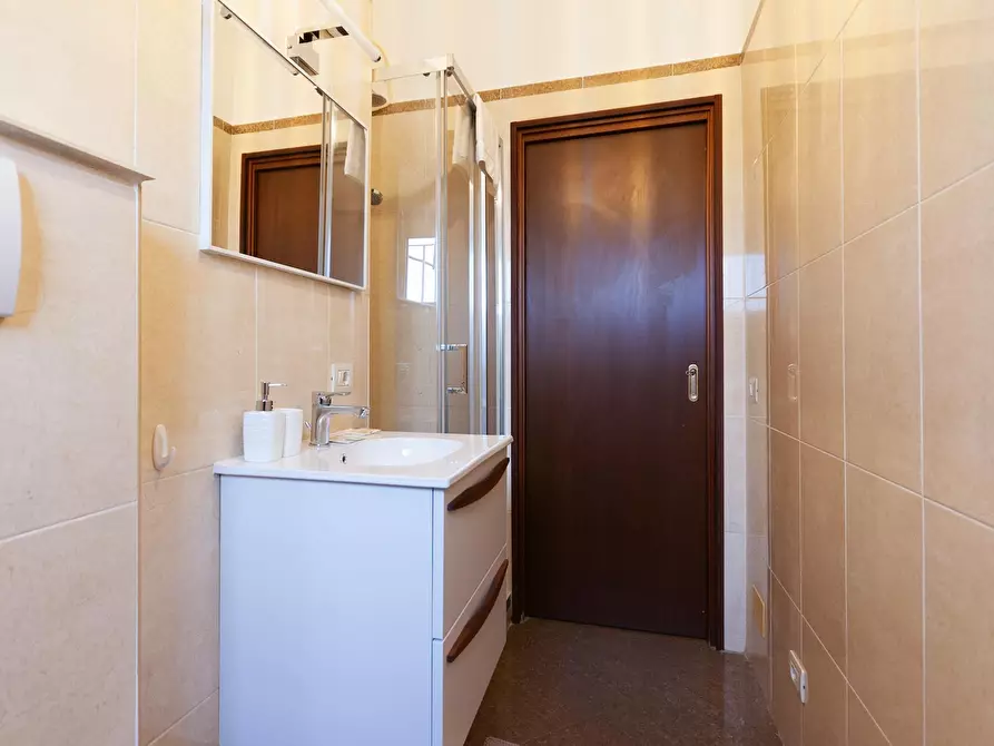 Immagine 10 di Appartamento in affitto  in Via Paul Valery a Milano