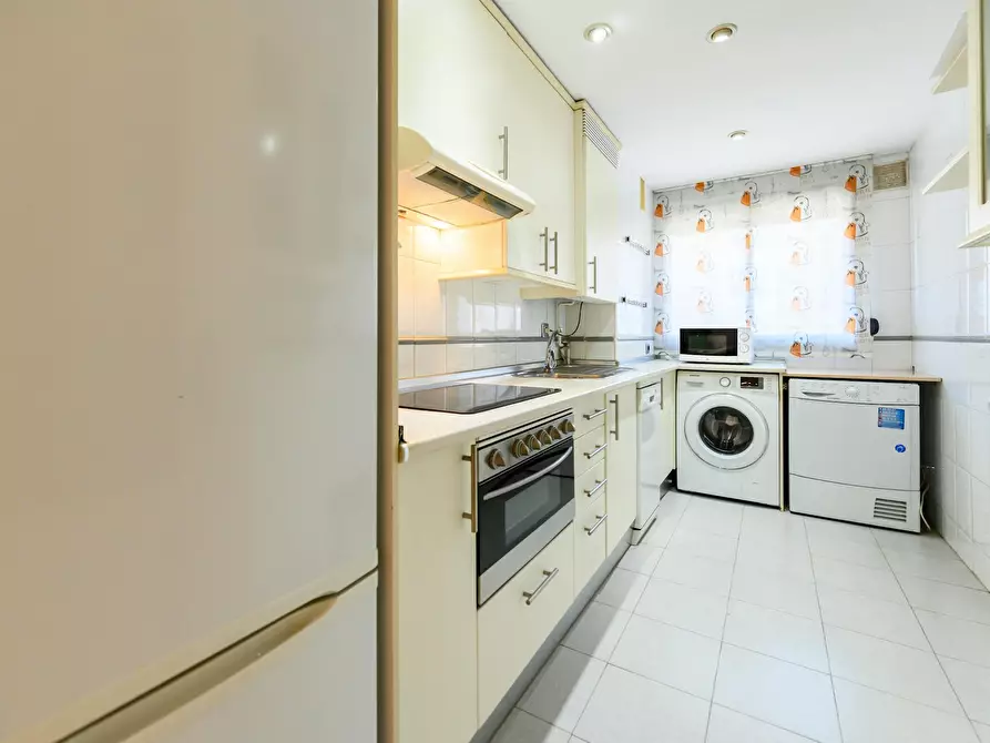 Immagine 9 di Appartamento in affitto  in Calle de Tampico a Madrid