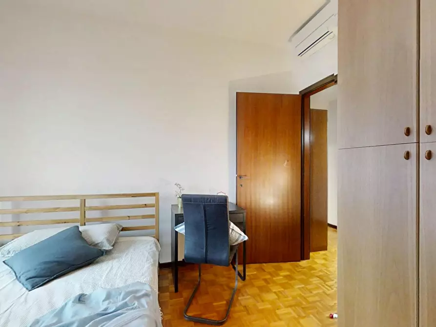 Immagine 4 di Camera in affitto  in Via Brigata Padova a Padova