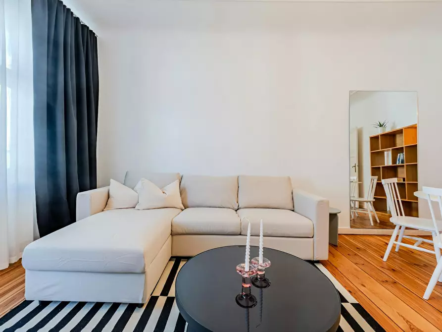 Immagine 5 di Appartamento in affitto  in Ahlbecker Straße a Berlin