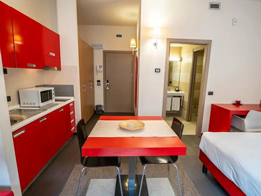 Immagine 6 di Appartamento in affitto  in Via Romeo Frassinetti a Milano