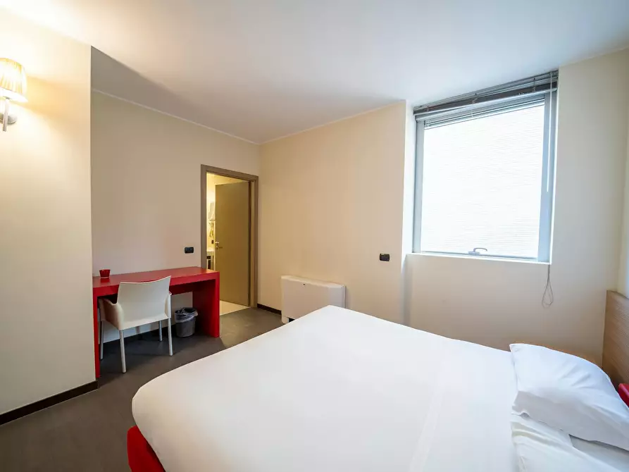 Immagine 2 di Appartamento in affitto  in Via Romeo Frassinetti a Milano