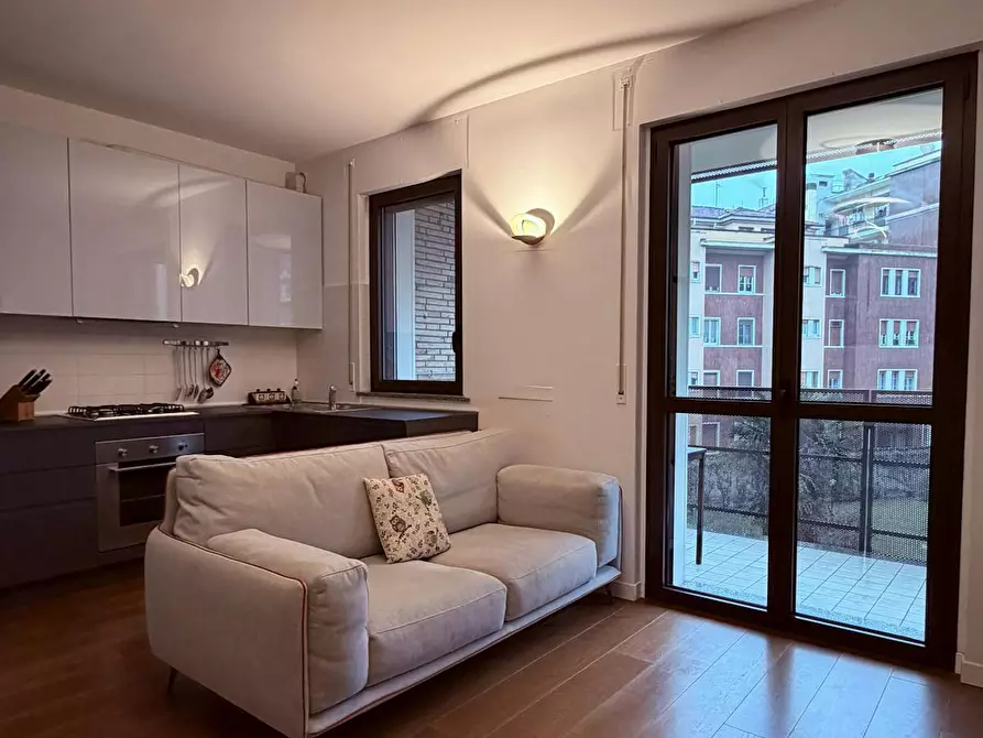 Immagine 4 di Appartamento in affitto  in Piazza Geremia Bonomelli a Milano