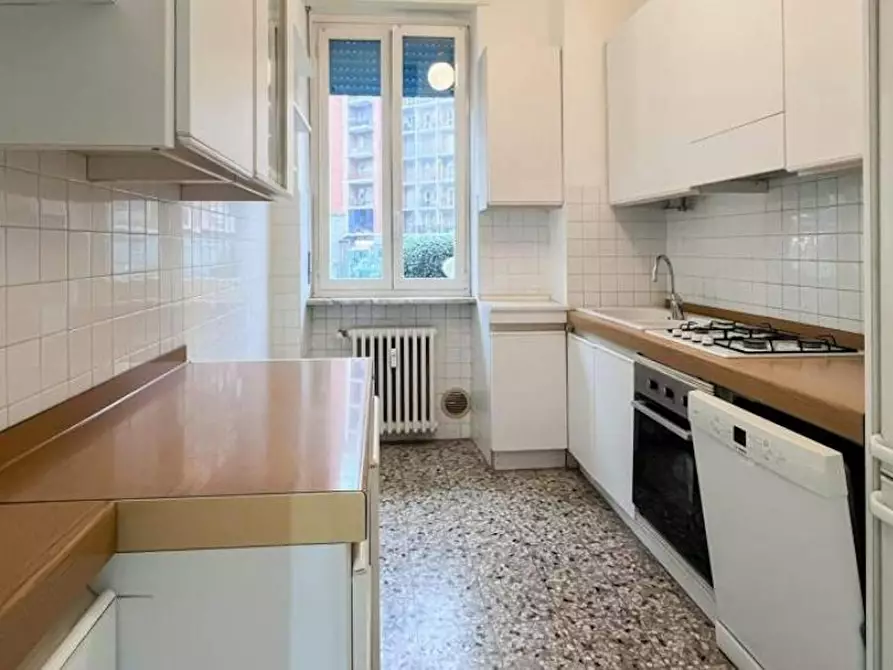 Immagine 10 di Camera in affitto  in Via Sofonisba Anguissola a Milano