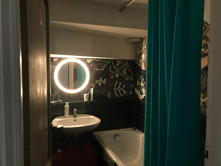 Immagine 5 di Appartamento in affitto  in Via Macerata a Roma