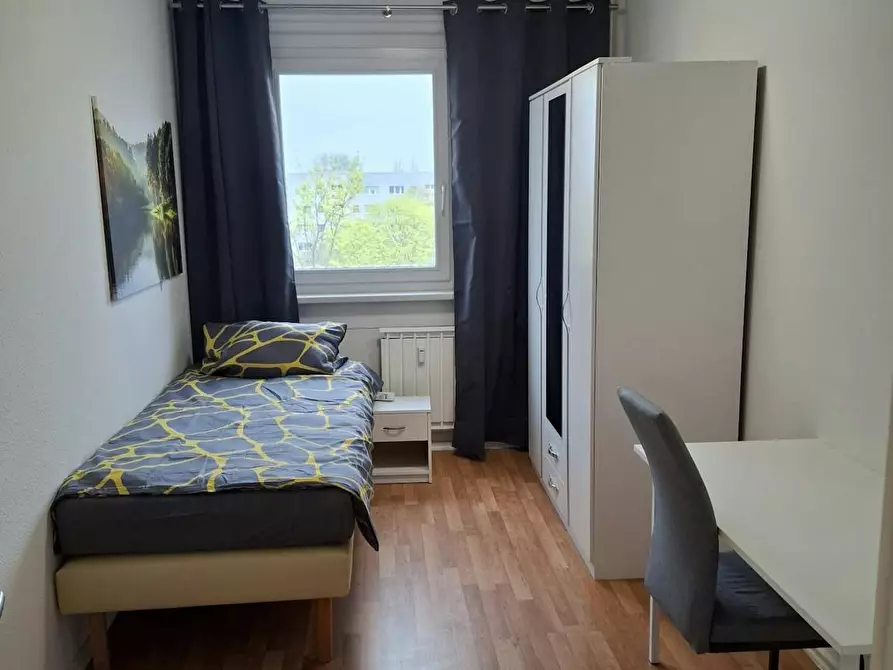 Immagine 6 di Appartamento in affitto  in Marchwitzastraße a Berlin