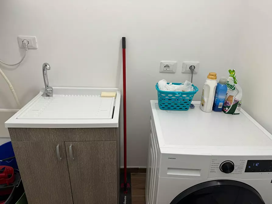 Immagine 8 di Camera in affitto  in Via Enrico degli Scrovegni a Padova