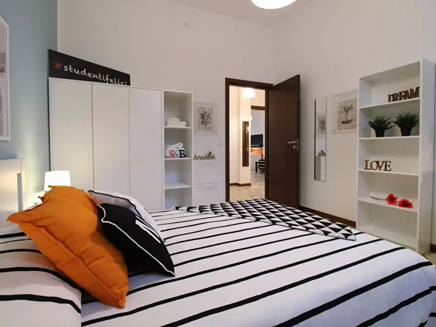 Immagine 5 di Camera in affitto  in Via Gian Battista Cipani a Brescia