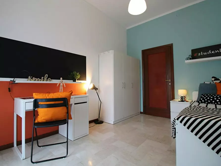 Immagine 2 di Camera in affitto  in Via Bligny a Brescia