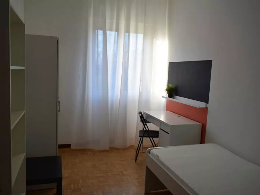Immagine 5 di Camera in affitto  in Via Rocca d'Anfo a Brescia