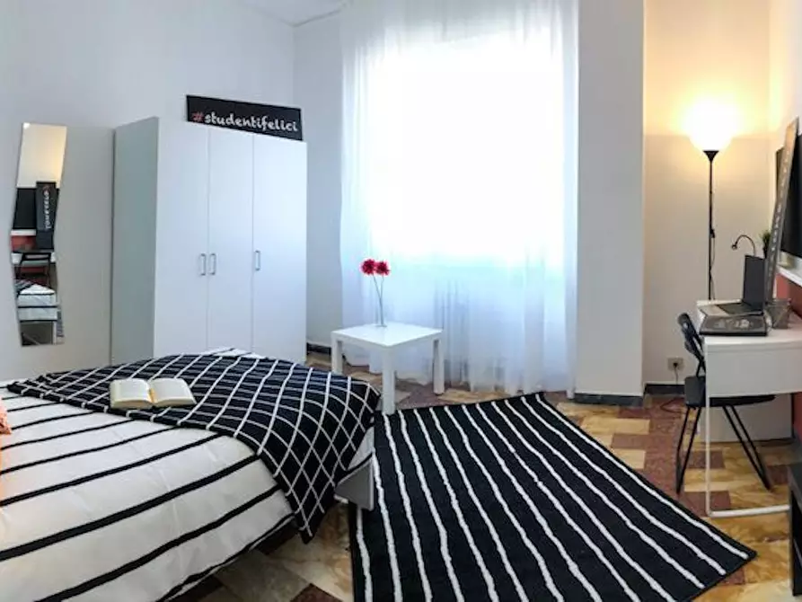 Immagine 4 di Camera in affitto  in Via Pusterla a Brescia
