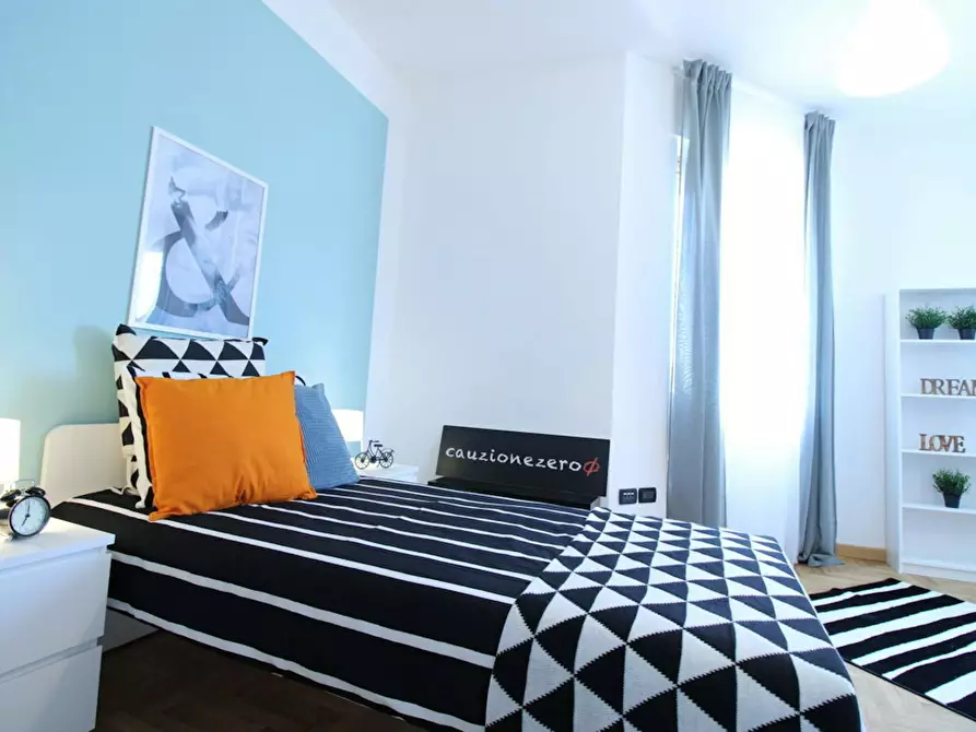 Immagine 5 di Camera in affitto  in Viale della Stazione a Brescia