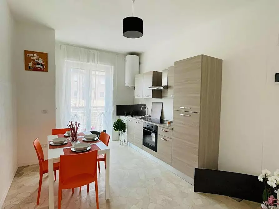 Immagine 4 di Camera in affitto  in Via Lorenzo Bartolini a Milano