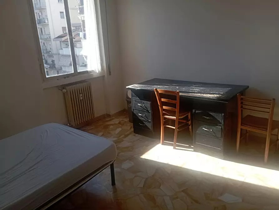Immagine 3 di Camera in affitto  in Via Maragliano a Firenze