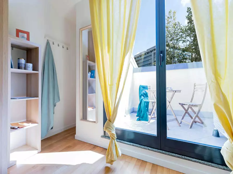 Immagine 6 di Camera in affitto  in Via dei Fontanili a Milano