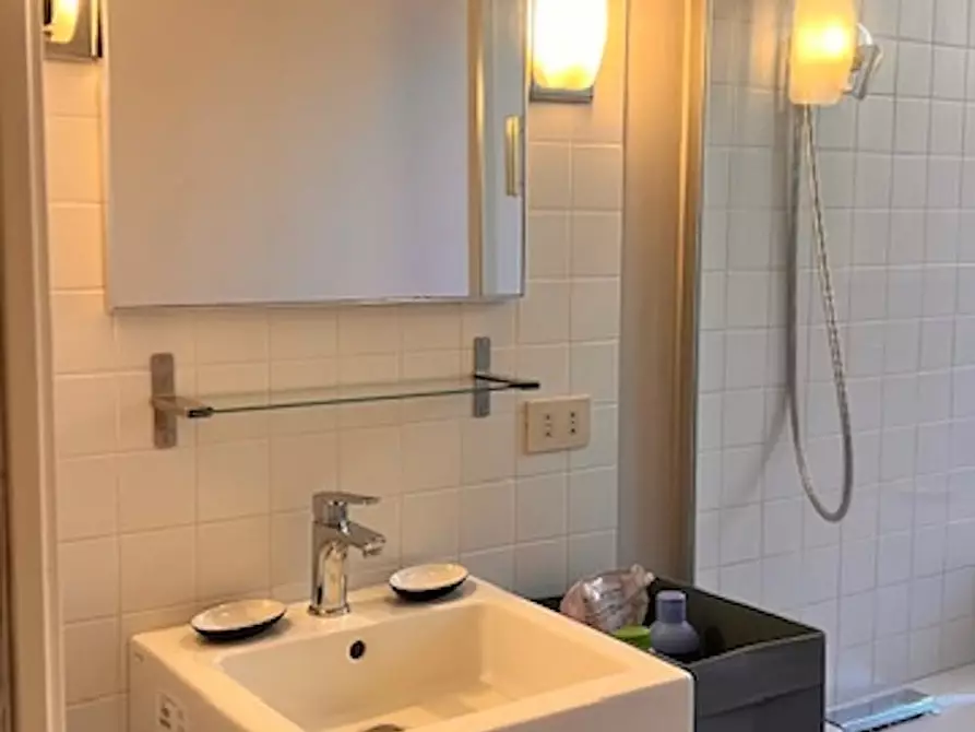 Immagine 5 di Appartamento in affitto  in Via Pier Candido Decembrio a Milano