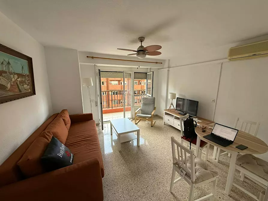 Immagine 1 di Appartamento in affitto  in Carrer Bono Guarner a Alicante/Alacant
