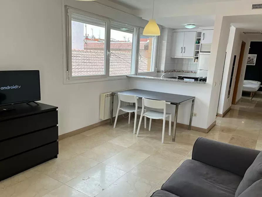 Immagine 3 di Appartamento in affitto  in Avenida de la Albufera a Madrid